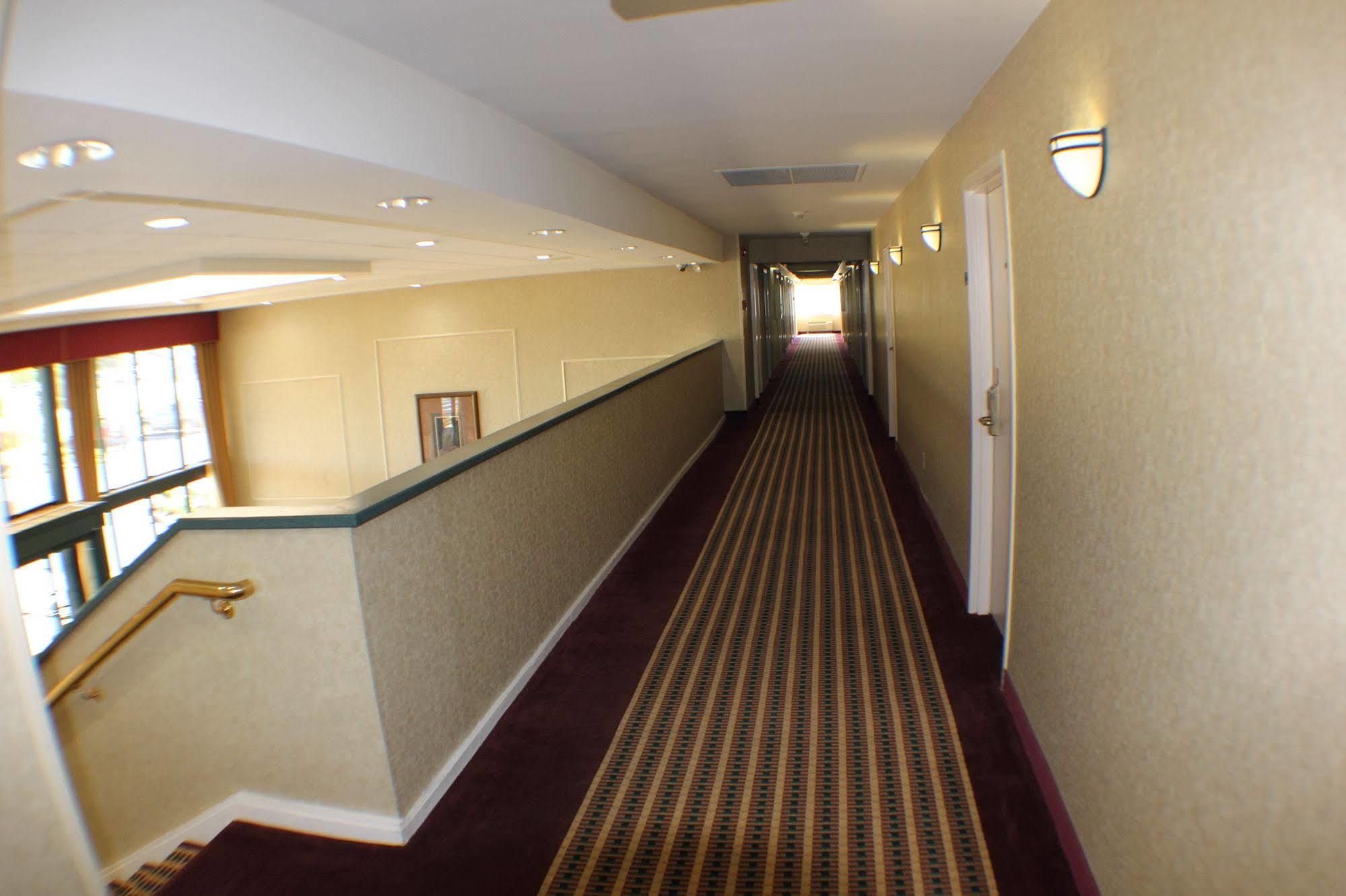 The Garden Inn Elkhart Zewnętrze zdjęcie